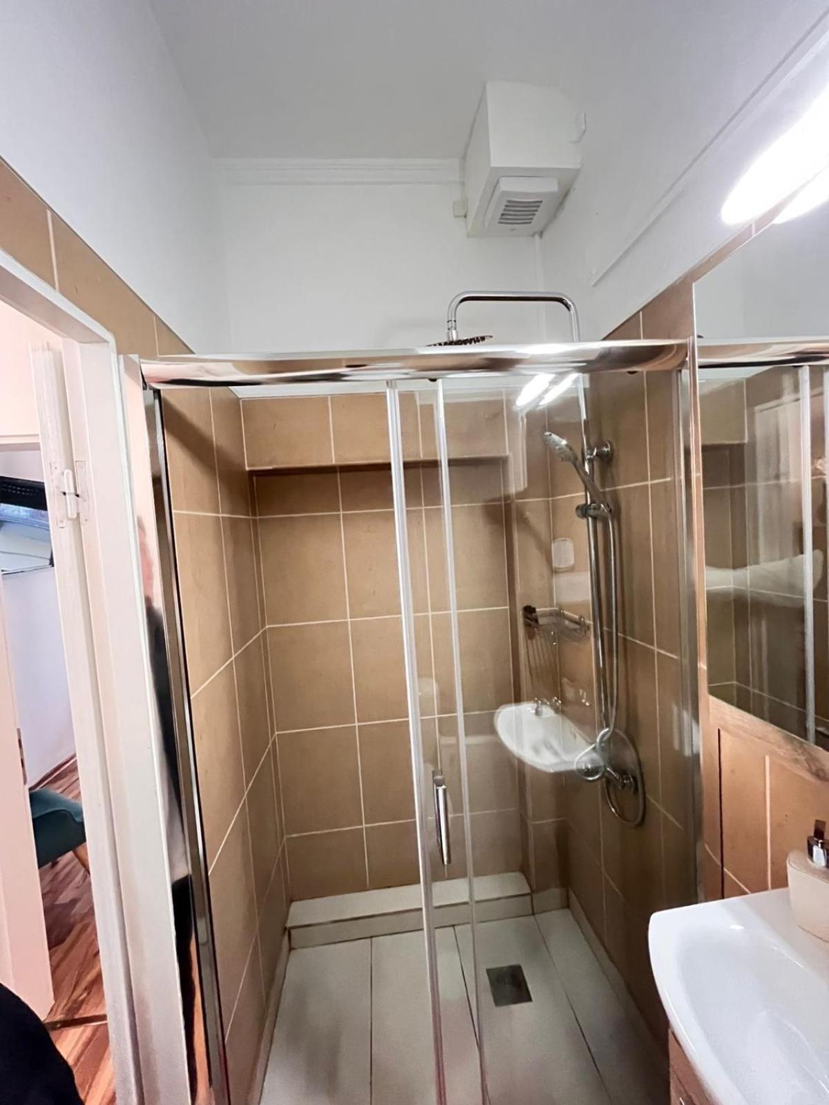 Modern Cozy Central Flat Patras Dış mekan fotoğraf